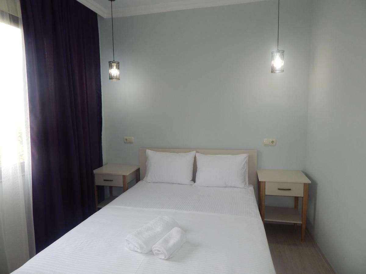 My House Hotel Batumi Bagian luar foto