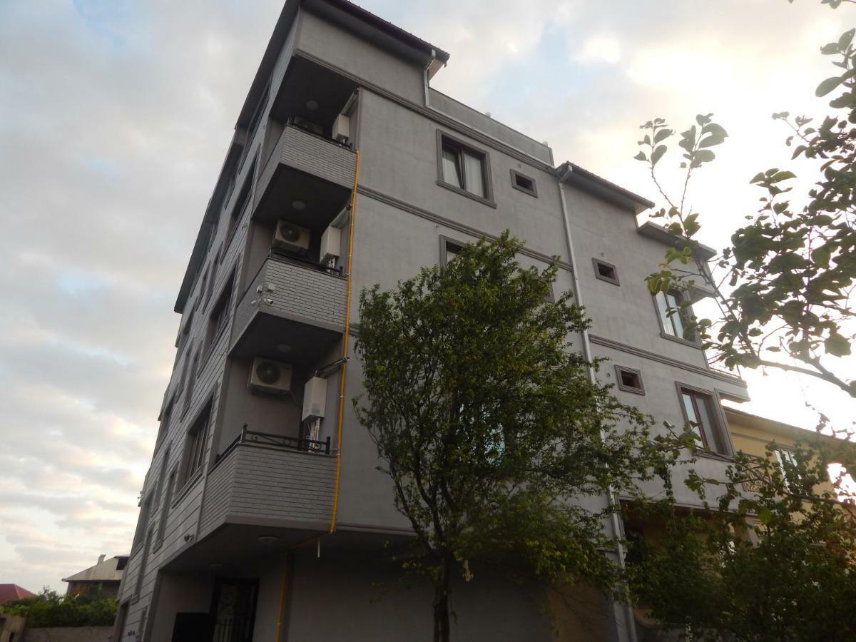 My House Hotel Batumi Bagian luar foto