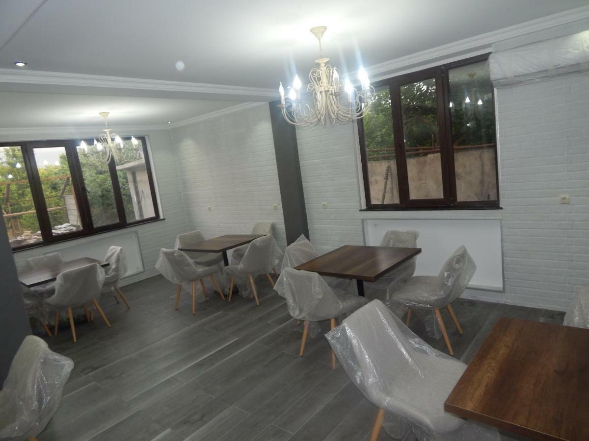 My House Hotel Batumi Bagian luar foto