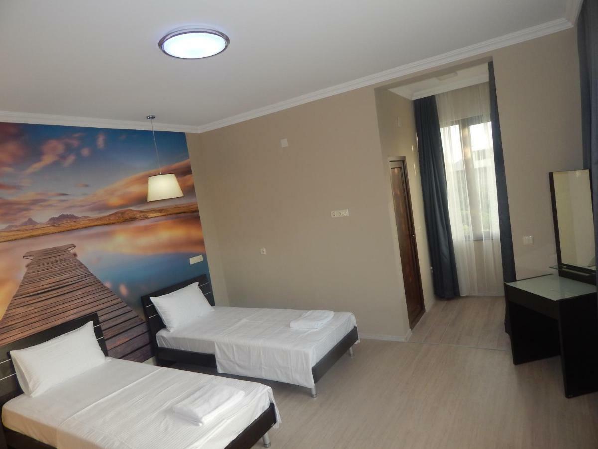 My House Hotel Batumi Bagian luar foto