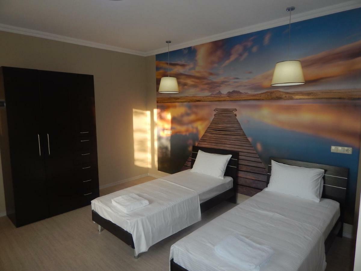 My House Hotel Batumi Bagian luar foto