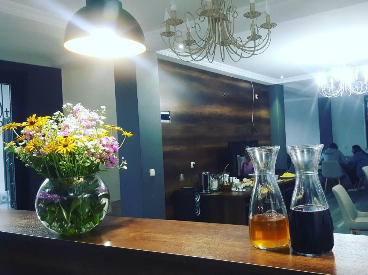 My House Hotel Batumi Bagian luar foto